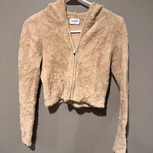 Aritzia Sunday Best Fuzzy Zip Hoodie, Camel Color, Size Small